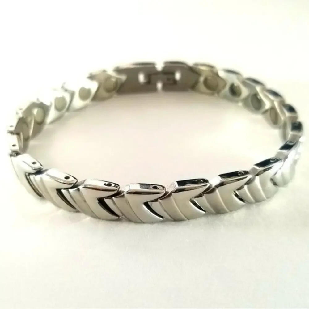 New stainless steel magnetic bracelet‎ 8 inches